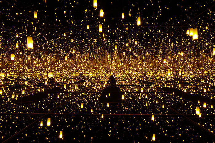 Yayoi Kusama, Aftermath of Obliteration of Eternity, 2009, mixed media installation, 163.5x163.5x113.25 inches